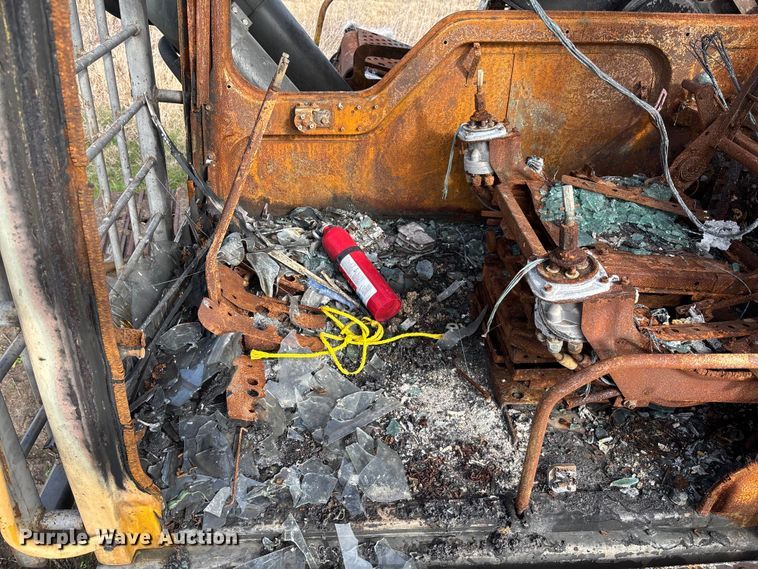 image for item FI1541 Volvo EC330BLC excavator