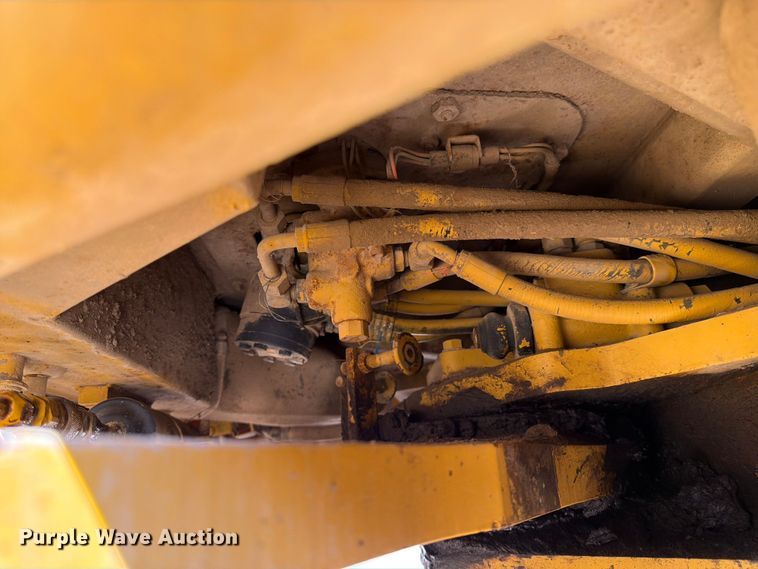 image for item FK0207 1995 Caterpillar 970F wheel loader