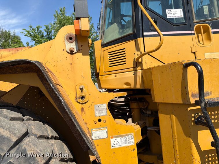 image for item FK0207 1995 Caterpillar 970F wheel loader