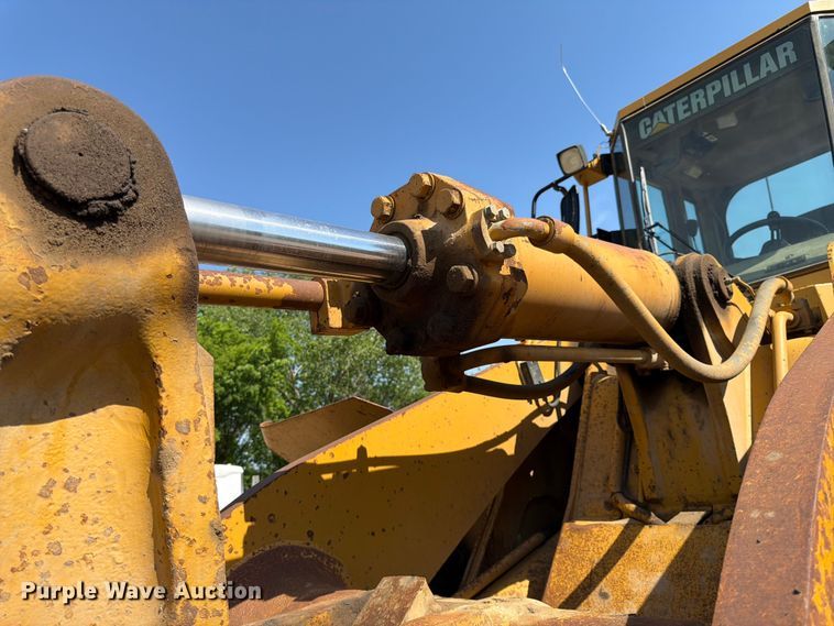 image for item FK0207 1995 Caterpillar 970F wheel loader