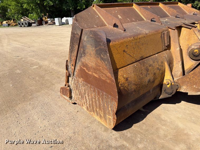image for item FK0207 1995 Caterpillar 970F wheel loader