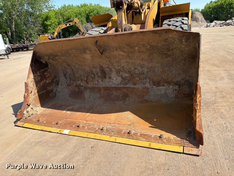image for item FK0207 1995 Caterpillar 970F wheel loader