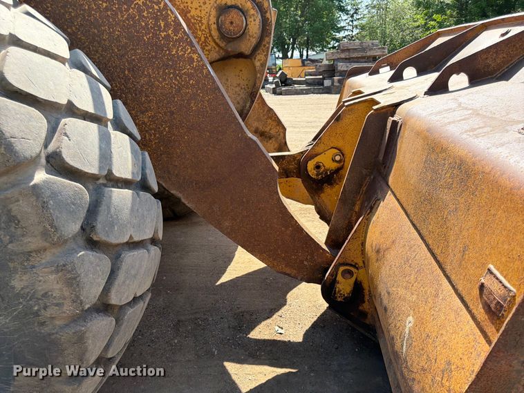 image for item FK0207 1995 Caterpillar 970F wheel loader