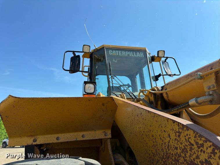 image for item FK0207 1995 Caterpillar 970F wheel loader