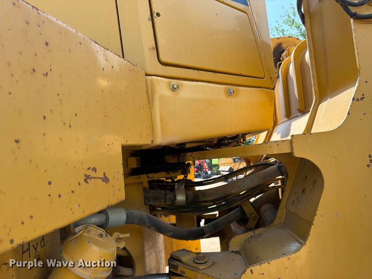 image for item FK0207 1995 Caterpillar 970F wheel loader