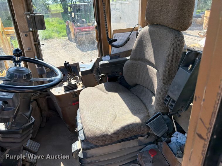 image for item FK0207 1995 Caterpillar 970F wheel loader