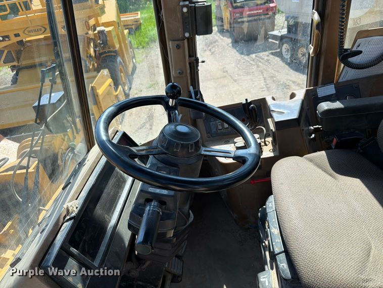 image for item FK0207 1995 Caterpillar 970F wheel loader