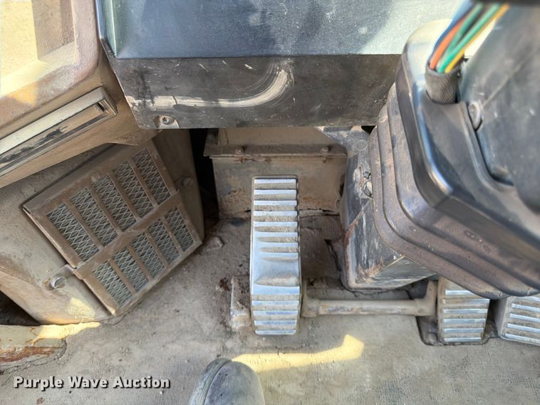 image for item FK0207 1995 Caterpillar 970F wheel loader