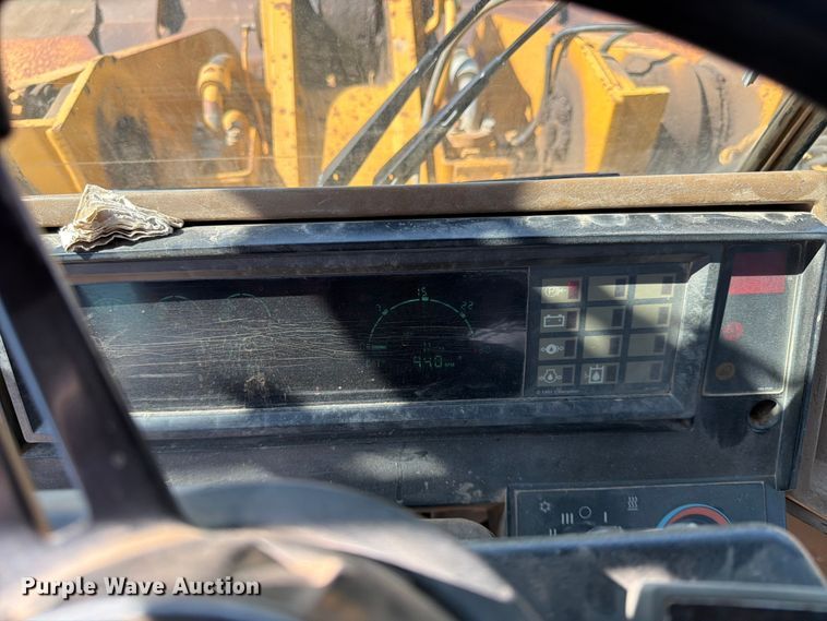 image for item FK0207 1995 Caterpillar 970F wheel loader