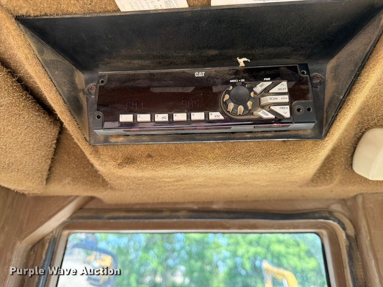 image for item FK0207 1995 Caterpillar 970F wheel loader