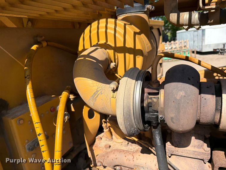 image for item FK0207 1995 Caterpillar 970F wheel loader