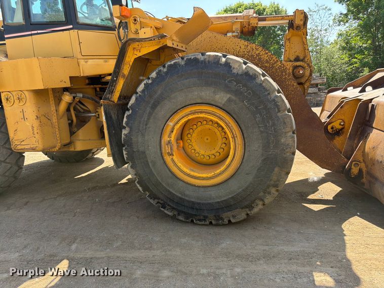 image for item FK0207 1995 Caterpillar 970F wheel loader