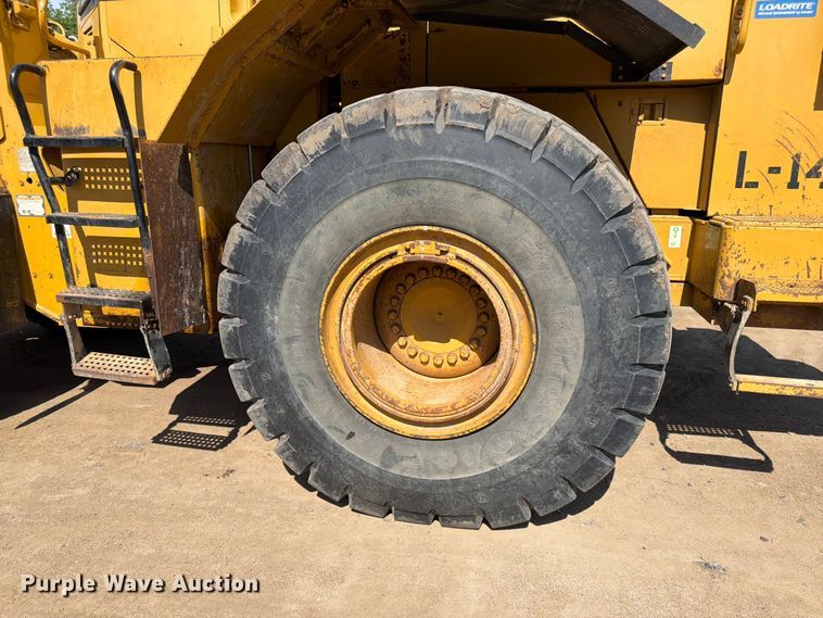 image for item FK0207 1995 Caterpillar 970F wheel loader