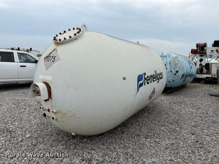 image for item FK3254 1996 Trinity Industries propane Tank
