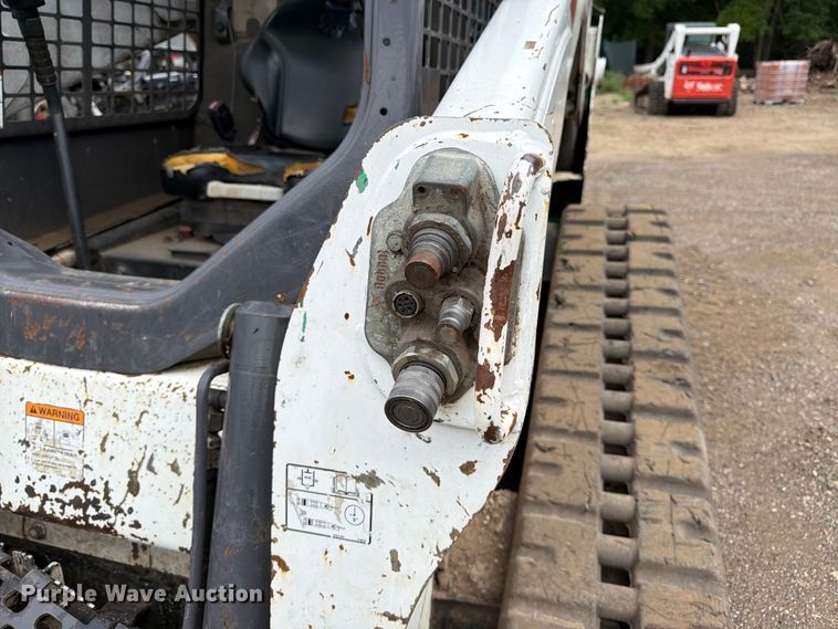 image for item FK3285 2014 Bobcat T650 tracked skid steer loader