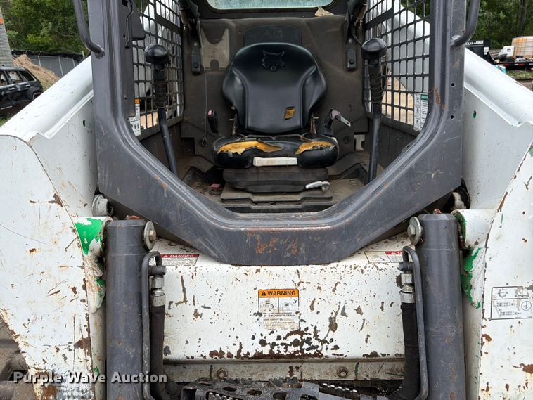 image for item FK3285 2014 Bobcat T650 tracked skid steer loader