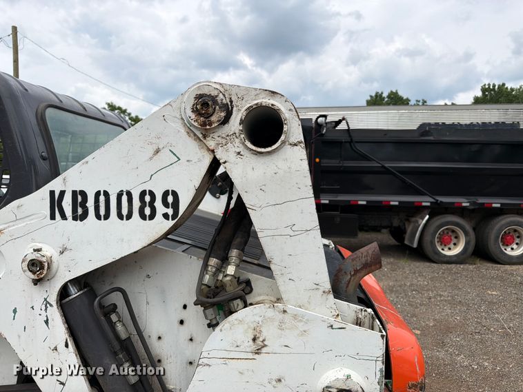 image for item FK3285 2014 Bobcat T650 tracked skid steer loader