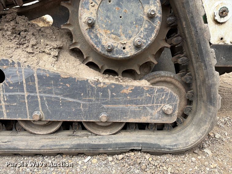 image for item FK3285 2014 Bobcat T650 tracked skid steer loader