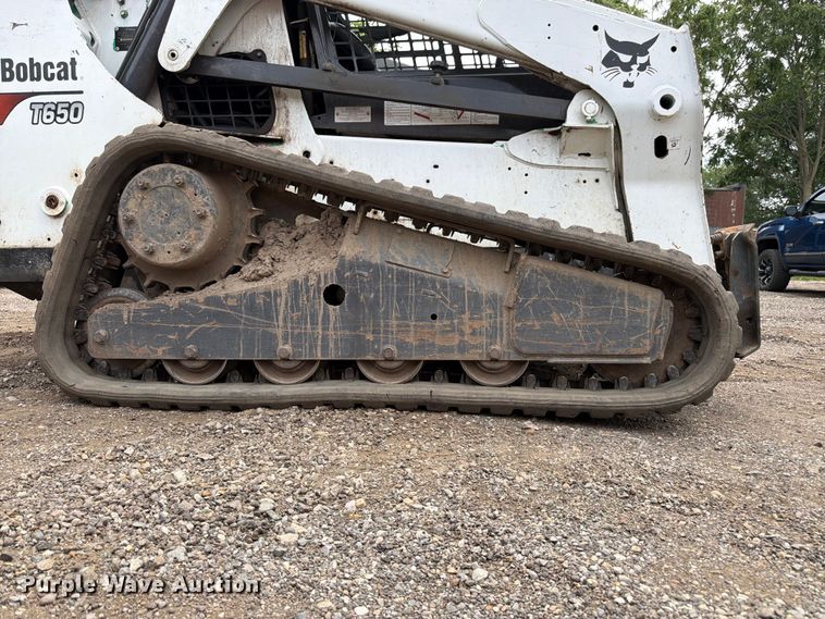 image for item FK3285 2014 Bobcat T650 tracked skid steer loader