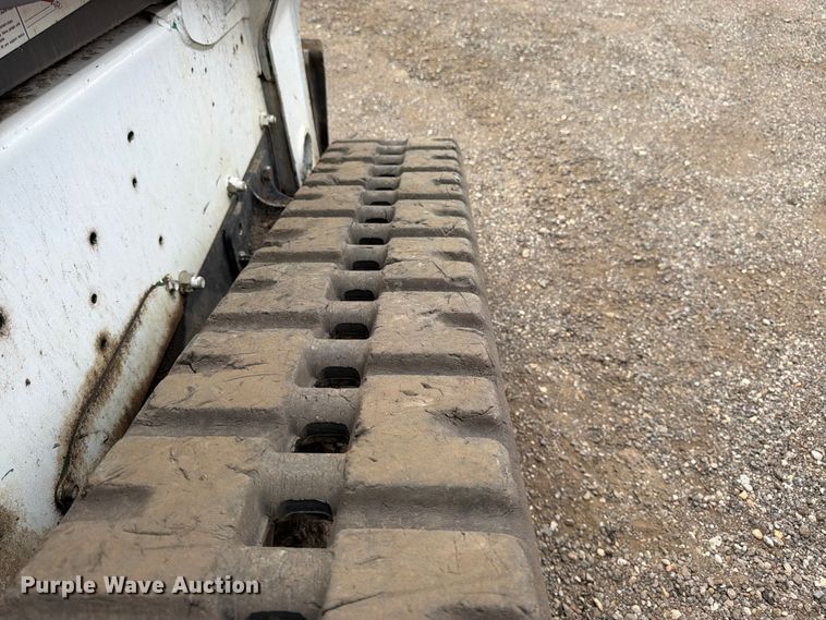 image for item FK3285 2014 Bobcat T650 tracked skid steer loader