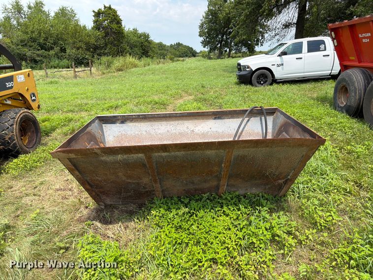 image for item FK3312 Edge SSB72 skid steer side discharge bucket