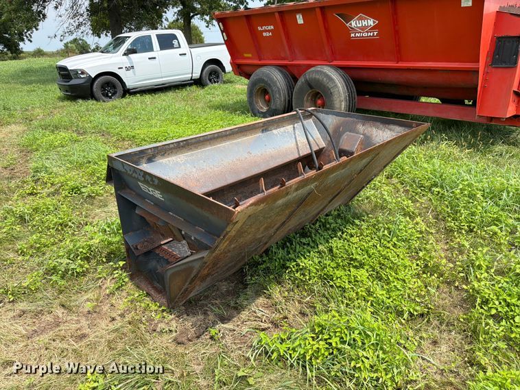 image for item FK3312 Edge SSB72 skid steer side discharge bucket
