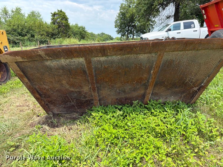 image for item FK3312 Edge SSB72 skid steer side discharge bucket