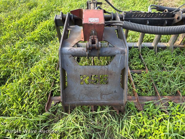 image for item FK3316 RSE Extreme Duty skid steer grapple bucket