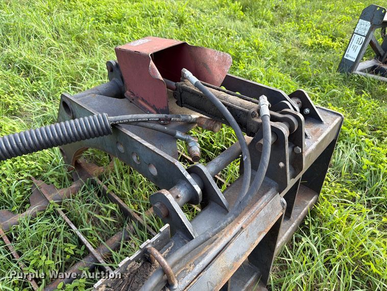image for item FK3316 RSE Extreme Duty skid steer grapple bucket