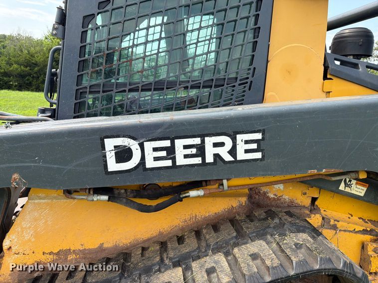 image for item FK3317 2012 John Deere 333D tracked skid steer loader