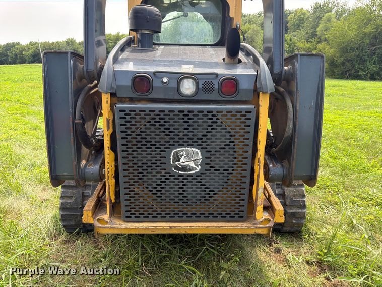 image for item FK3317 2012 John Deere 333D tracked skid steer loader