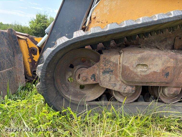 image for item FK3317 2012 John Deere 333D tracked skid steer loader