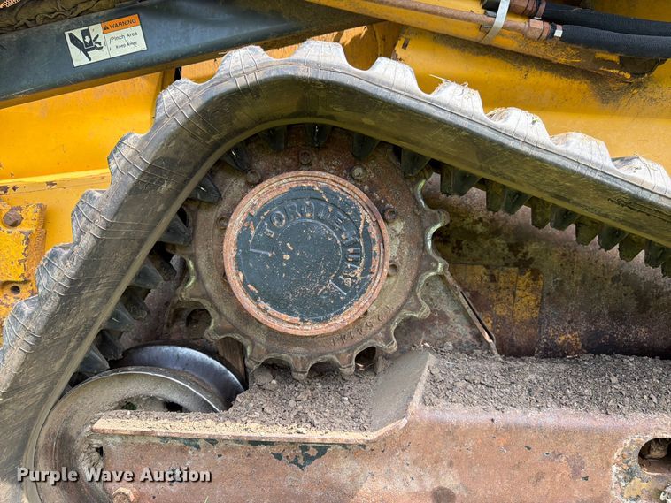 image for item FK3317 2012 John Deere 333D tracked skid steer loader