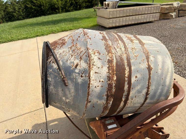 image for item FK3328 Cherokee Mobilemixer 1323B concrete mixer