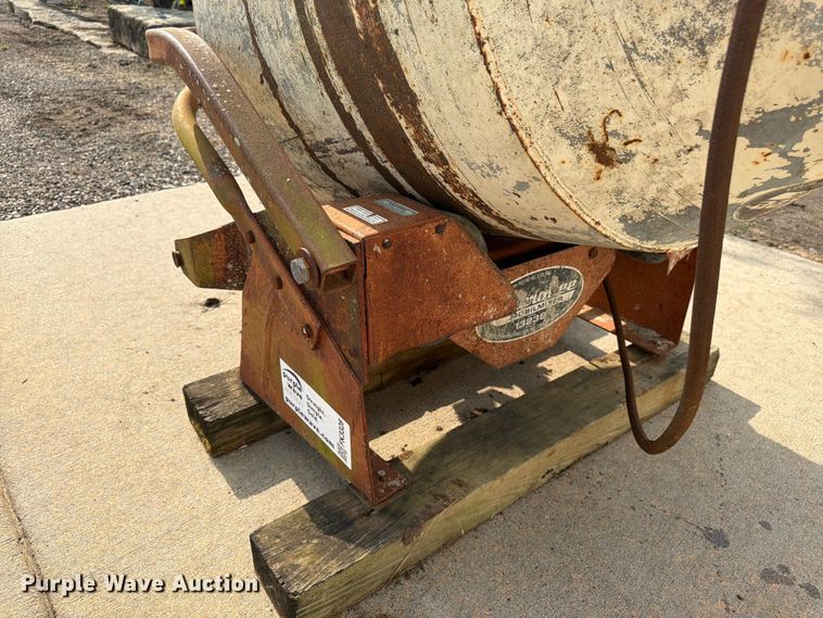 image for item FK3328 Cherokee Mobilemixer 1323B concrete mixer