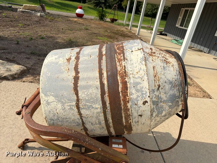 image for item FK3328 Cherokee Mobilemixer 1323B concrete mixer
