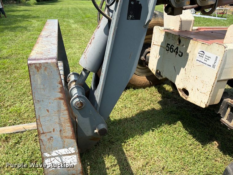 image for item FK3329 Terex TH844C telehandler