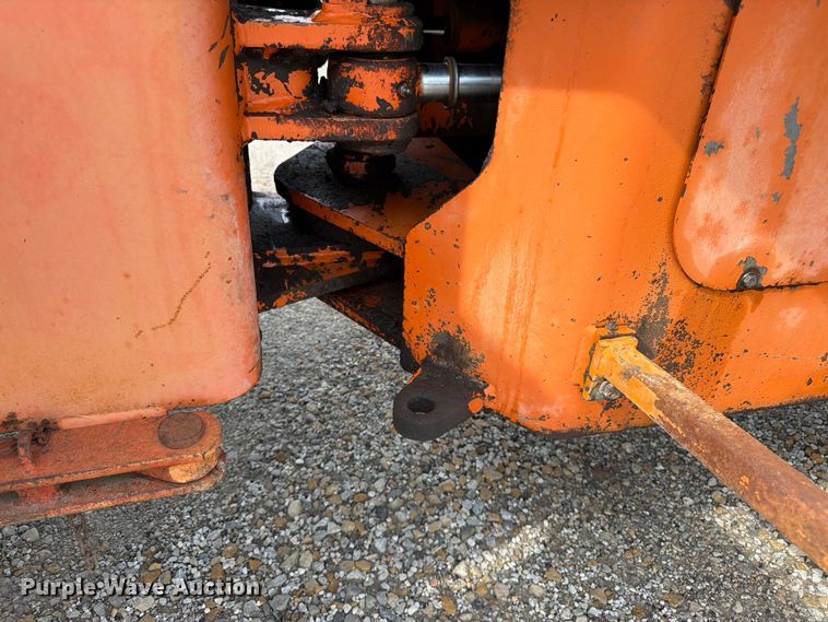 image for item FK3330 1996 Fiat-Allis FR100 wheel loader