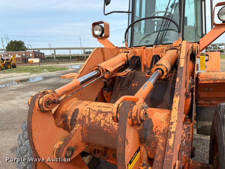 image for item FK3330 1996 Fiat-Allis FR100 wheel loader