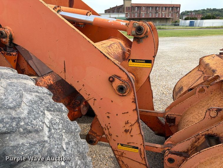 image for item FK3330 1996 Fiat-Allis FR100 wheel loader