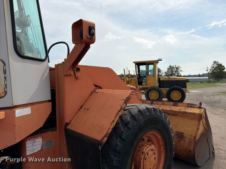 image for item FK3330 1996 Fiat-Allis FR100 wheel loader