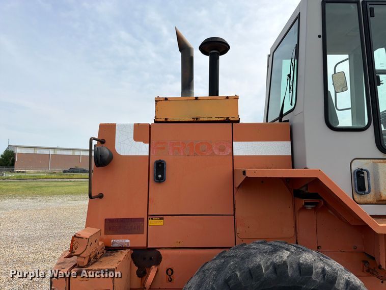 image for item FK3330 1996 Fiat-Allis FR100 wheel loader