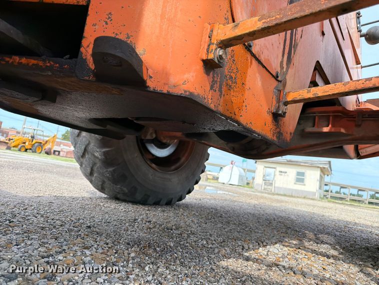 image for item FK3330 1996 Fiat-Allis FR100 wheel loader