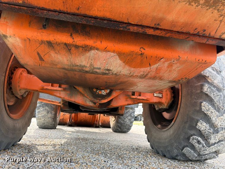 image for item FK3330 1996 Fiat-Allis FR100 wheel loader