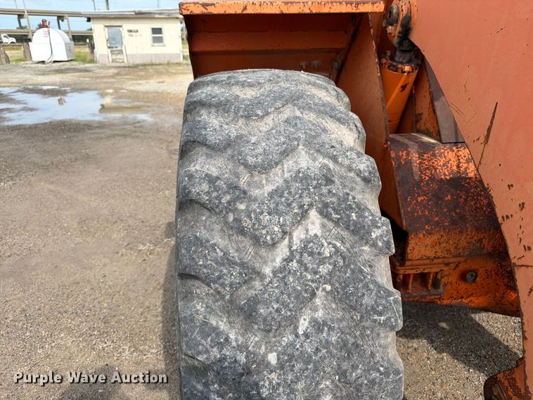 image for item FK3330 1996 Fiat-Allis FR100 wheel loader