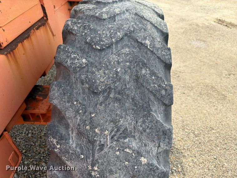 image for item FK3330 1996 Fiat-Allis FR100 wheel loader