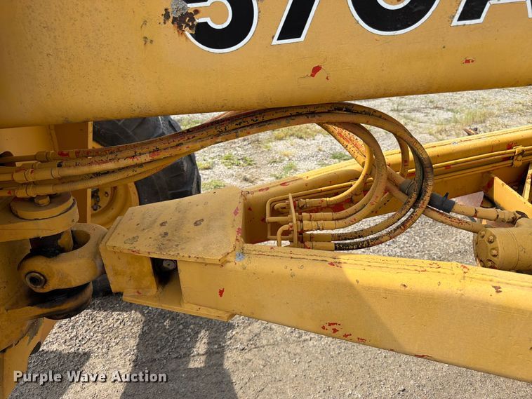 image for item FK3331 1983 John Deere 570A motor grader