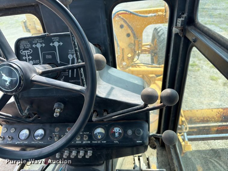 image for item FK3331 1983 John Deere 570A motor grader