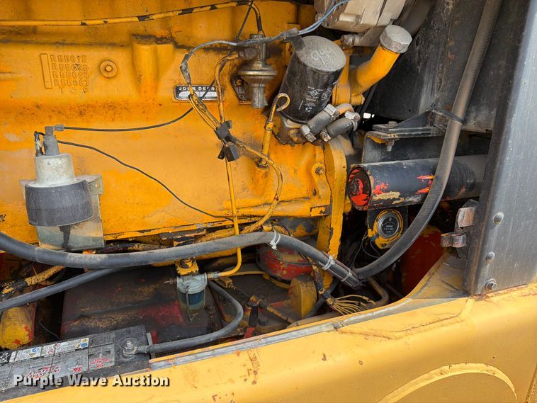 image for item FK3331 1983 John Deere 570A motor grader