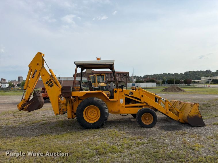 image for item FK3332 JCB 1400B backhoe